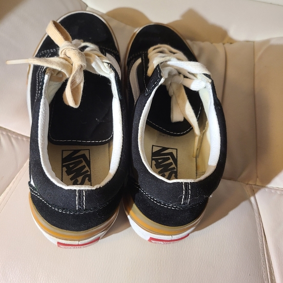 VANS CHUNKY Platform KNU Sneakers - Picture 8 of 12